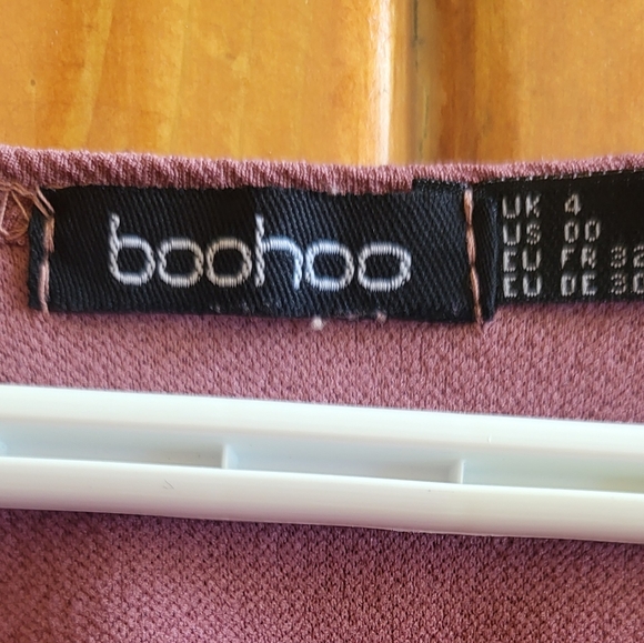 Mauve dress - the last picture is a more accurate one of the dress colour. - Picture 3 of 4